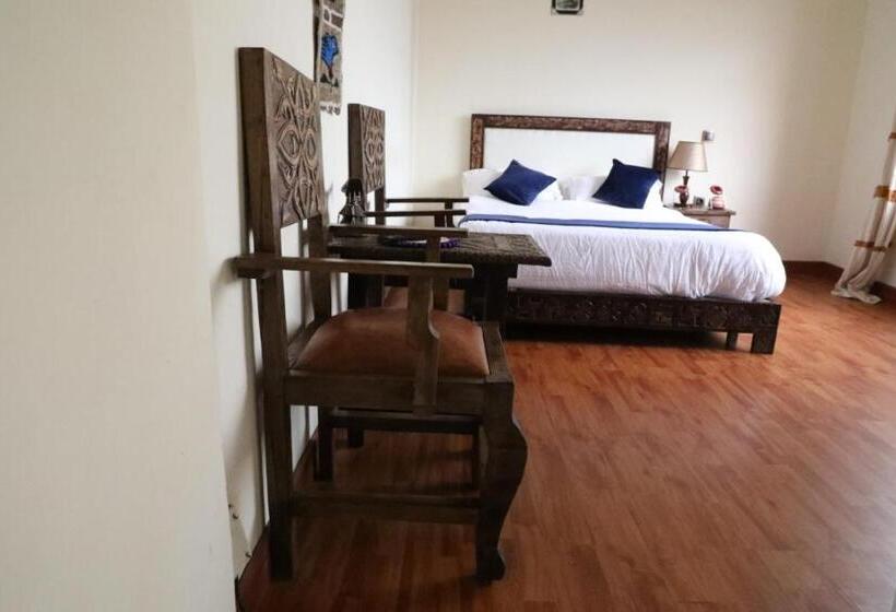 单人经济间, Fikirandray Lodge