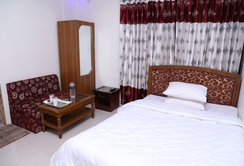 سوییت خانوادگی, Platinum Hotel Ltd