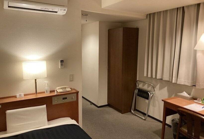 اتاق استاندارد یک نفره, First Stay Amagasaki