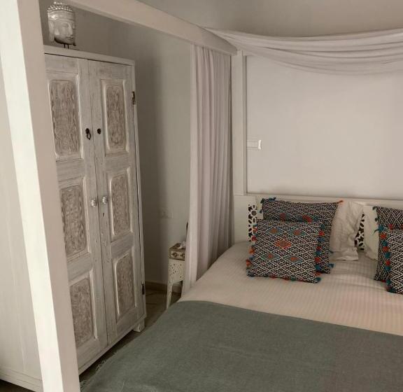 اتاق استاندارد, Dar Camelia