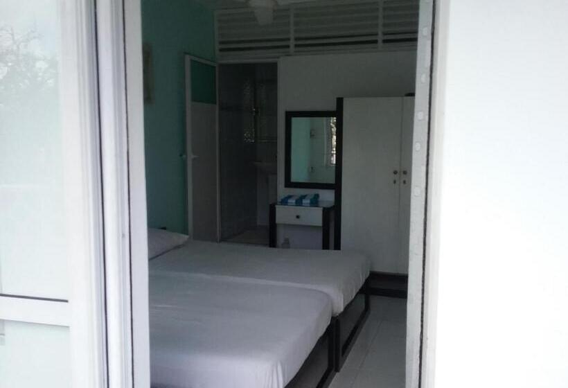 اتاق استاندارد با بالکن, La Plaine Verte Guesthouse