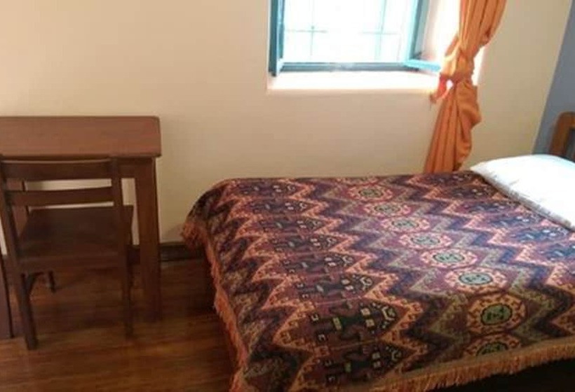اتاق استاندارد سه تخته با سرویس بهداشتی مشترک, H Suecia 2 B&b