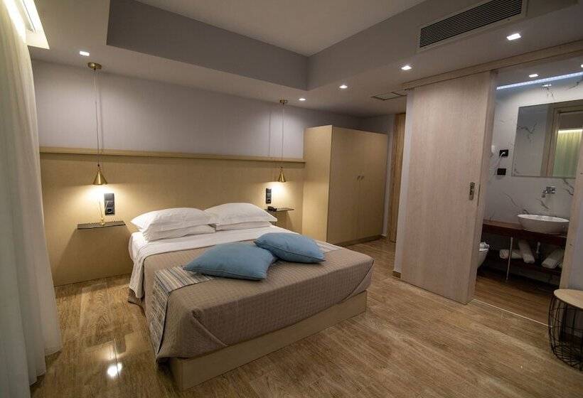 Triple Room Sea View, Aianteion Bay Luxury Hotel & Suites
