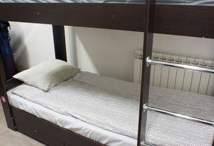 تختخواب در اتاق مشترک, Like Hostel Kaluga
