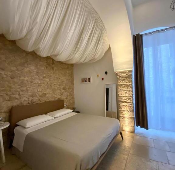 اتاق استاندارد, Altrelli Rooms