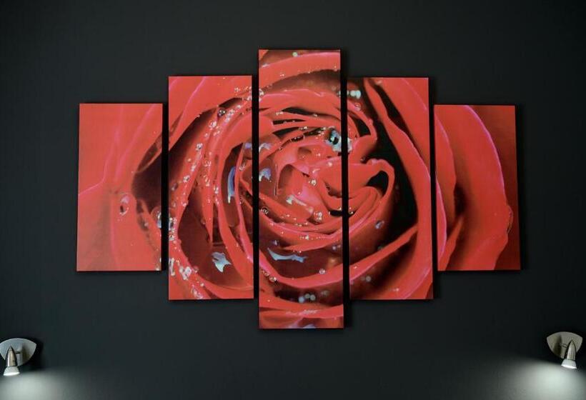 اتاق استاندارد سه نفره, Le Tre Rose