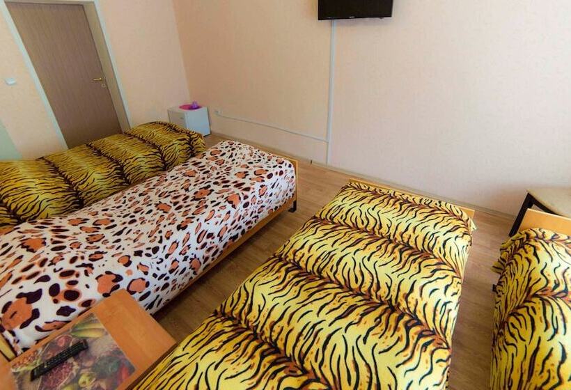 4인용 스탠다드 룸, Hostel Sfera