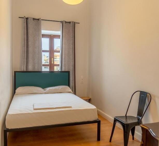 اتاق استاندارد با سرویس بهداشتی مشترک, Intra Muros Hostel