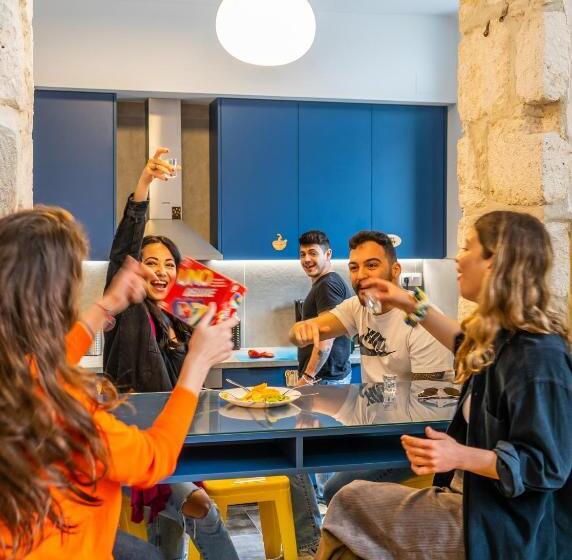 اتاق خانوادگی با سرویس بهداشتی مشترک, Intra Muros Hostel