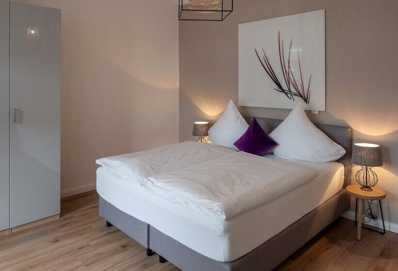 اتاق لوکس, Boutique Hotel Villa Monika