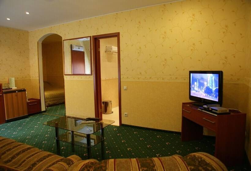 سوییت, Grin Hotel Podolsk