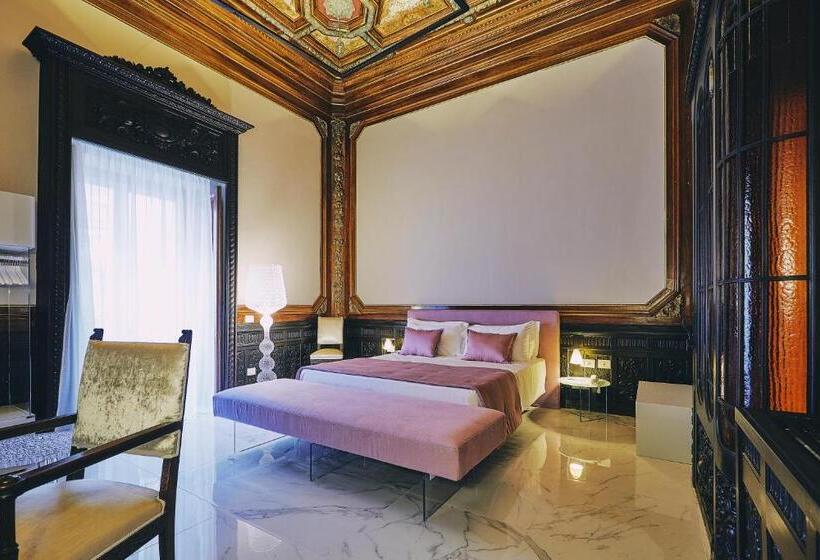 اتاق لوکس با بالکن, Palazzo Marletta Luxury House
