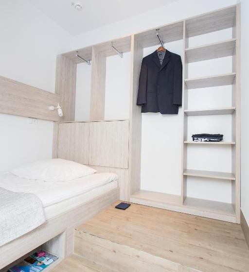 اتاق استاندارد یک نفره, Hostel Kampus