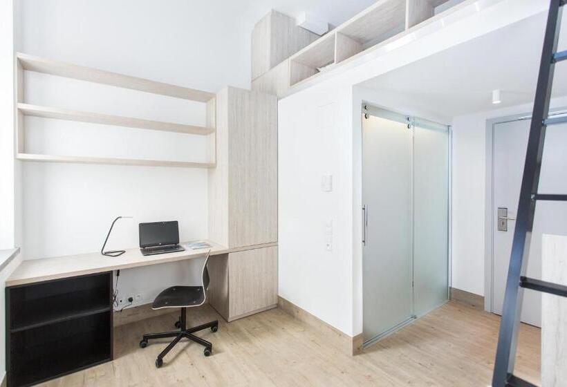اتاق استاندارد یک نفره, Hostel Kampus