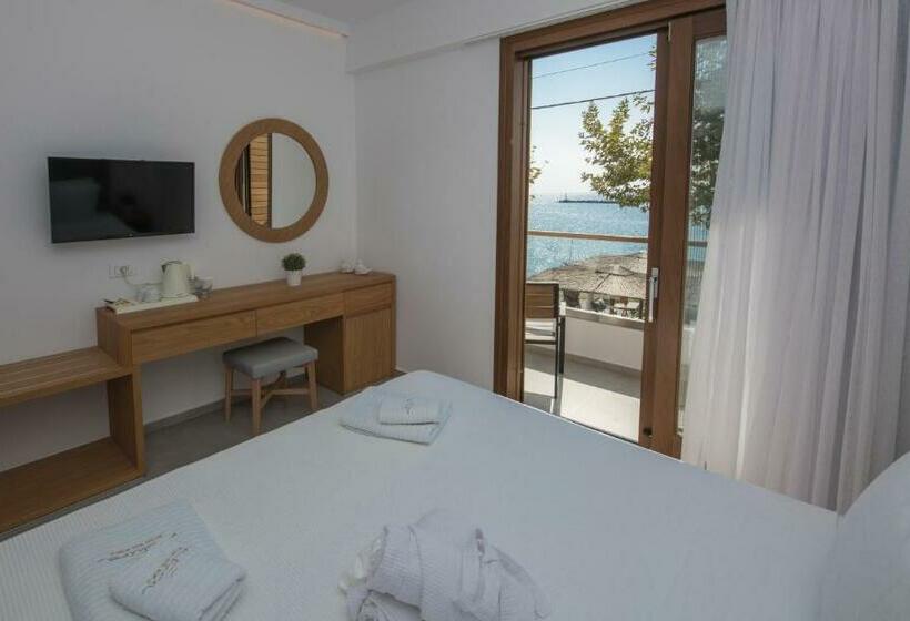 اتاق کلاسیک سه تخته, Natura Luxury Boutique Hotel Skopelos