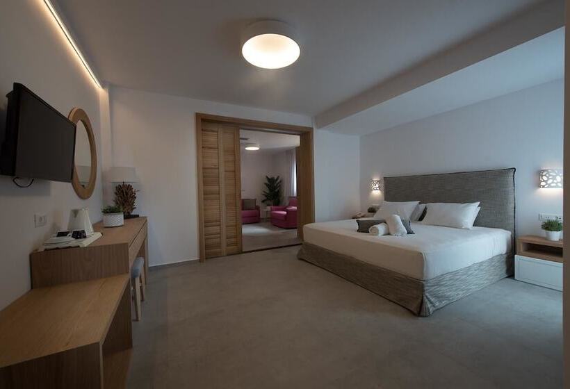 سوییت خانوادگی, Natura Luxury Boutique Hotel Skopelos