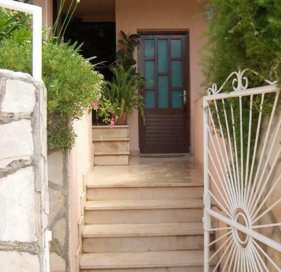 اتاق استاندارد با تراس, Guest House Roza