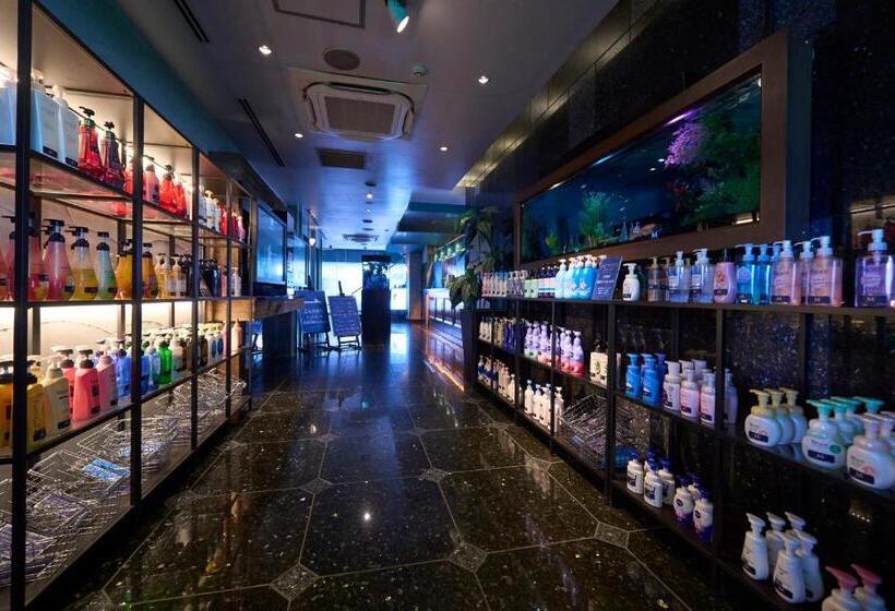 سوییت, Water Hotel Mw