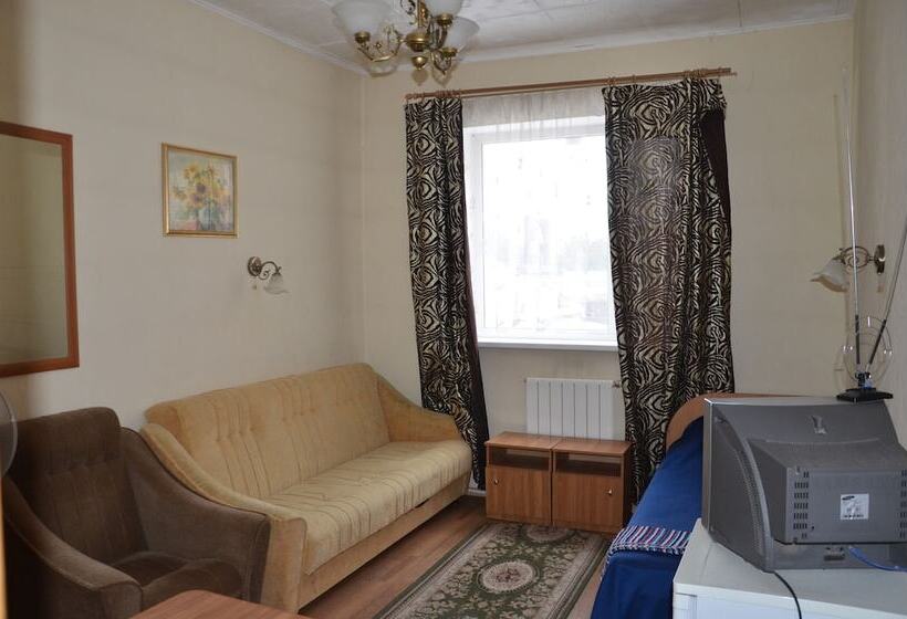 سوییت خانوادگی, Russian Izba