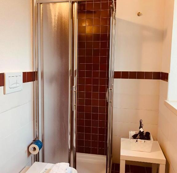 اتاق لوکس, Tre Balate Natura E Relax