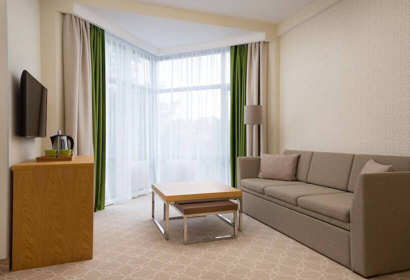 اتاق لوکس, Green Resort Hotel & Spa