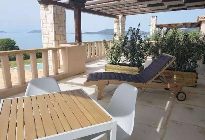 Deluxe Suite Sea View, Therme Sea Luxury Lodge