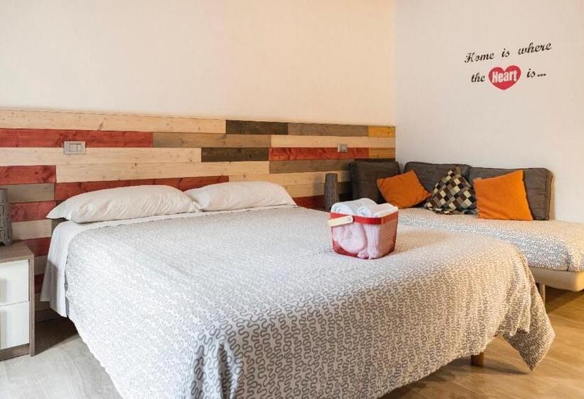 اتاق استاندارد, Whatshouse Roma