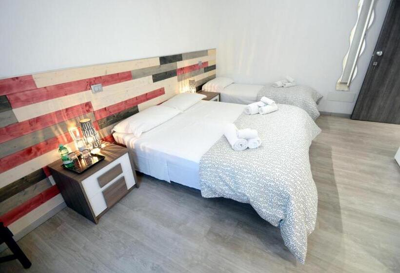 اتاق استاندارد, Whatshouse Roma