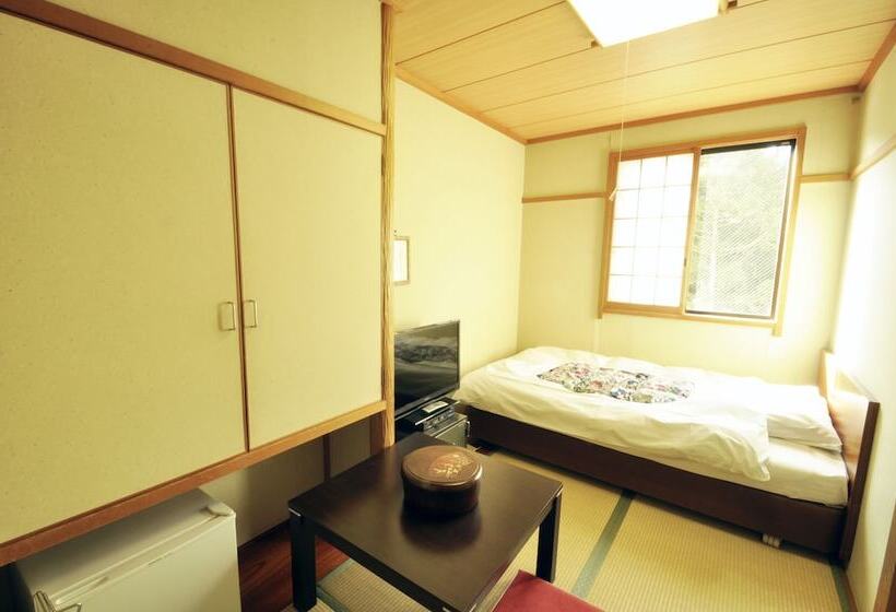 اتاق استاندارد یک نفره, Itamuro