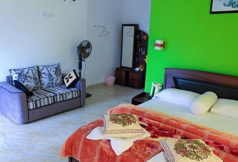 اتاق استاندارد با چشم‌انداز کوهستان, Hill Forest Cottage