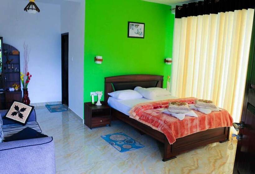 اتاق استاندارد با چشم‌انداز کوهستان, Hill Forest Cottage