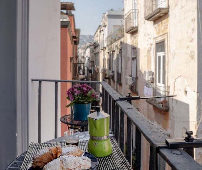 مجموعه ویستا شهر, It S Room Naples