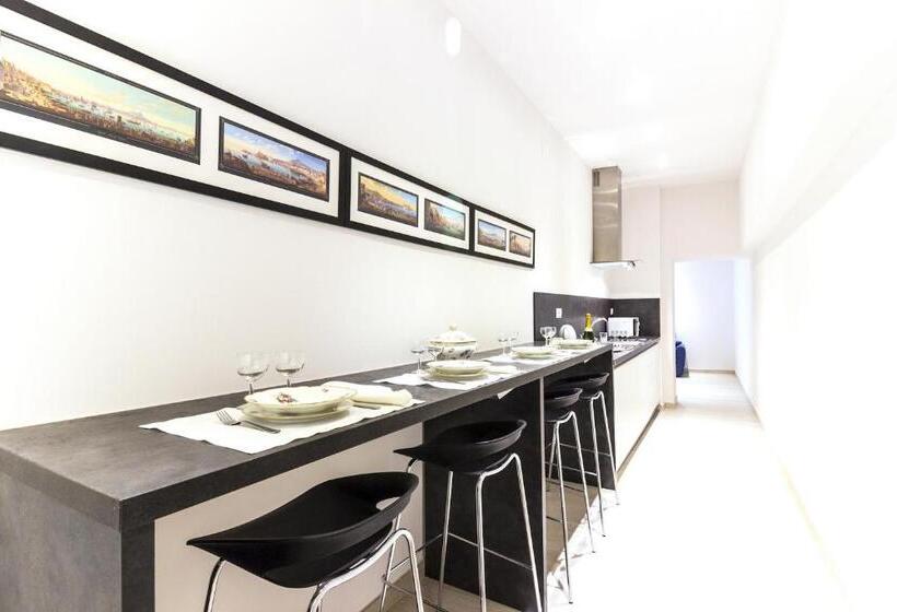 سوئیت رویال, Palazzo D Auria Apart