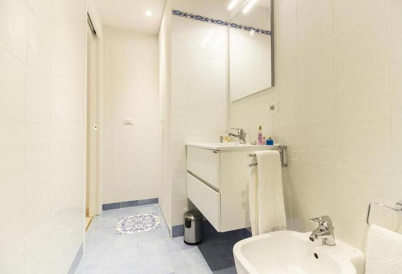سوئیت رویال, Palazzo D Auria Apart