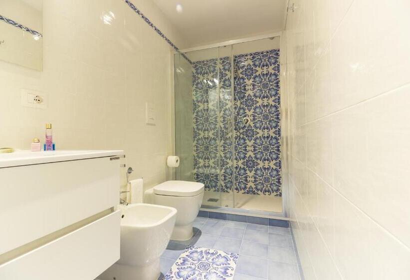 سوئیت رویال, Palazzo D Auria Apart