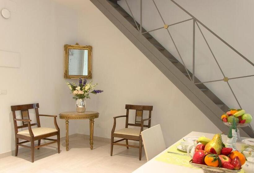 سوییت لوکس, Palazzo D Auria Apart