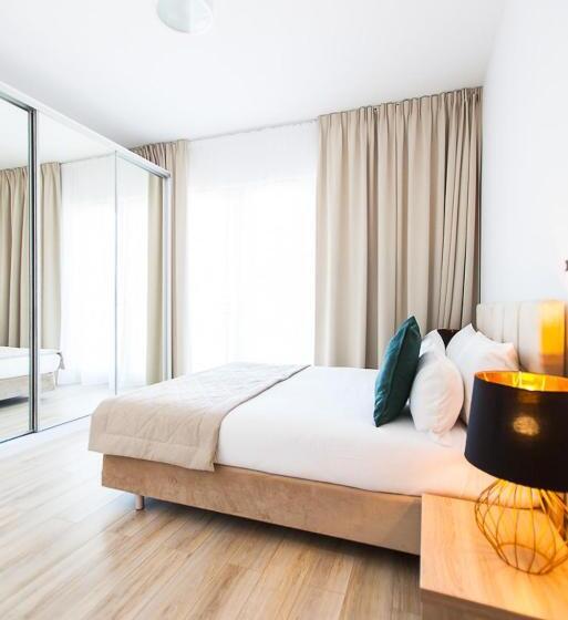 سوییت اجرایی, Varsovia Apartamenty Kasprzaka