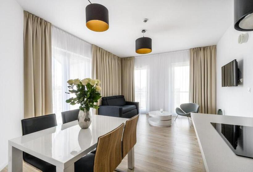 سوییت اجرایی, Varsovia Apartamenty Kasprzaka