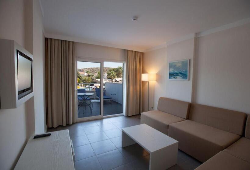 اتاق سوپریور خانوادگی, Batıhan Beach Resort & Spa