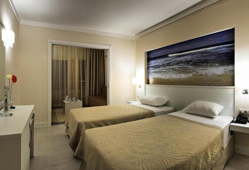 اتاق سوپریور خانوادگی, Batıhan Beach Resort & Spa