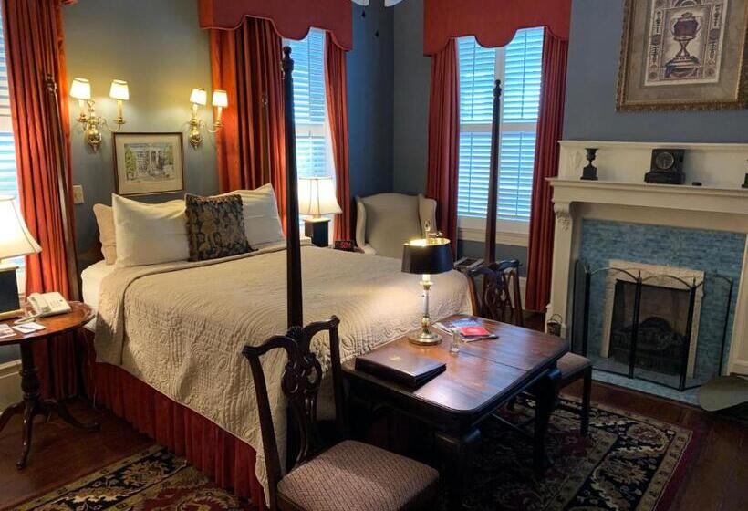 Superior Szoba King Size Bed, 1842 Inn  Bed And Breakfast