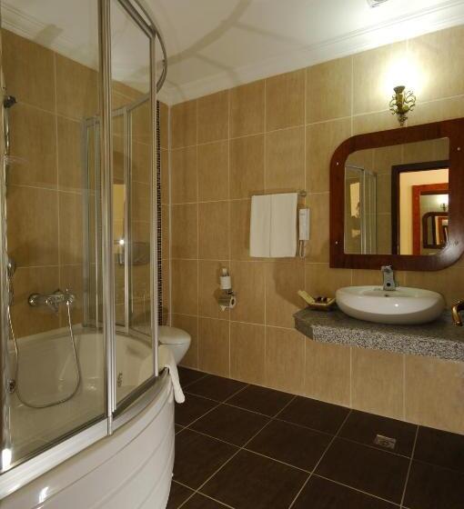 اتاق اجرایی, Dinler Hotels Urgup