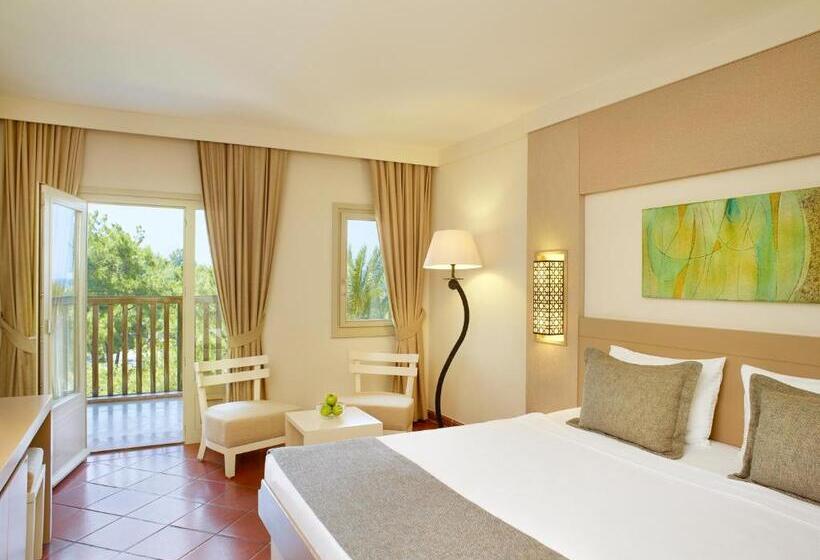 اتاق استاندارد با چشم‌انداز باغ, Hapimag Resort Sea Garden