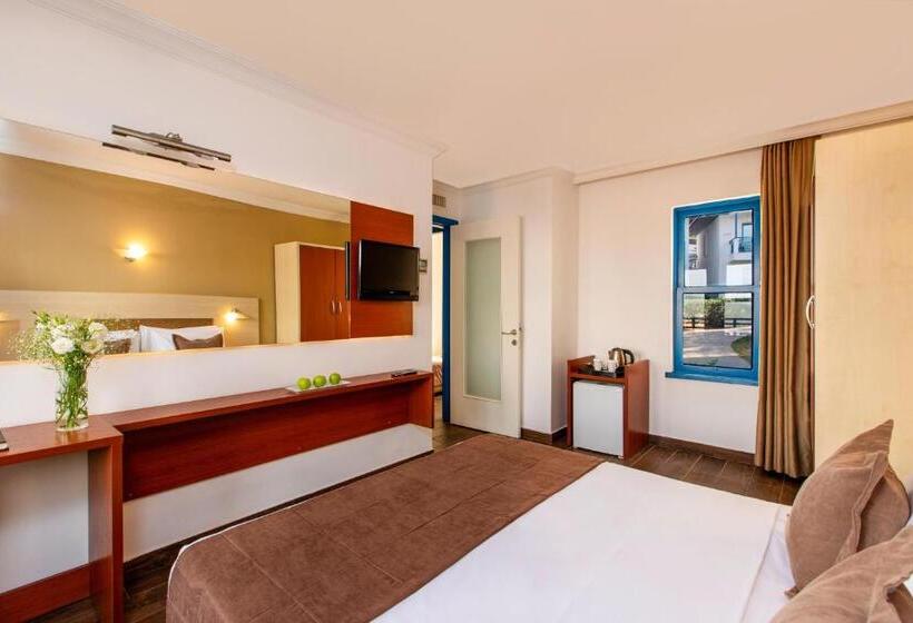 سوییت خانوادگی, Labranda Ephesus Princess   All Inclusive