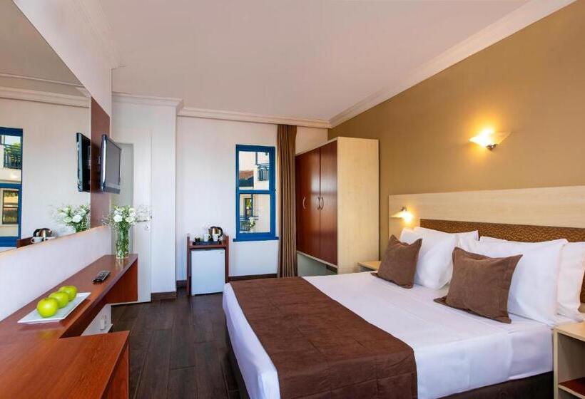 سوییت خانوادگی, Labranda Ephesus Princess   All Inclusive