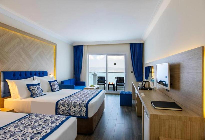 اتاق سوپریور با چشم‌انداز دریا, Labranda Ephesus Princess   All Inclusive