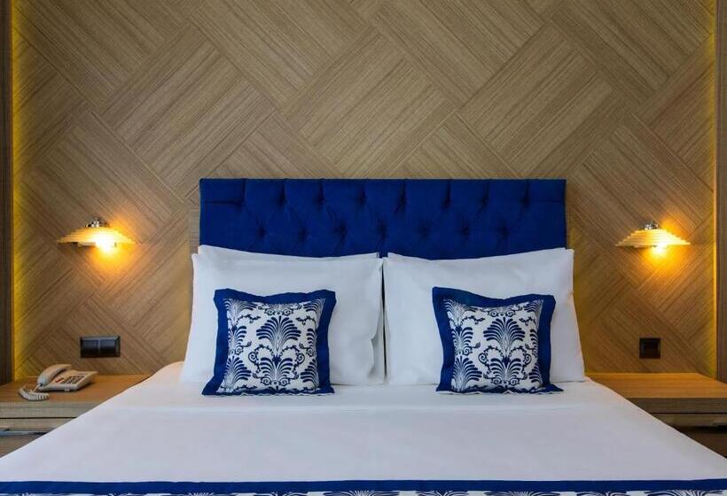اتاق سوپریور با چشم‌انداز دریا, Labranda Ephesus Princess   All Inclusive