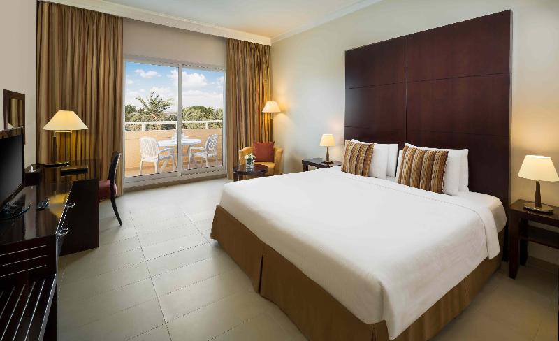 Deluxe Room City View, Millennium Central Mafraq