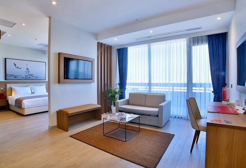 Suite with Terrace, Ramada By Wyndham Istanbul Old City