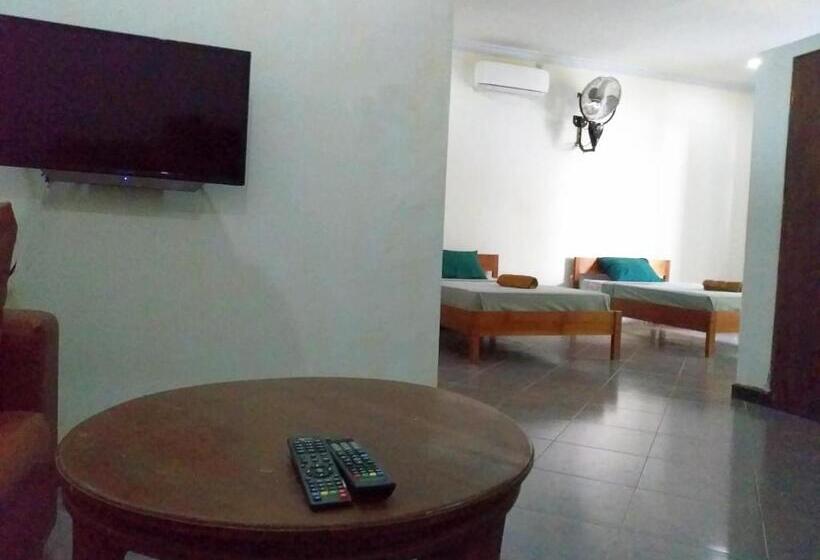 اتاق خانوادگی, Gili Welldone Guesthouse